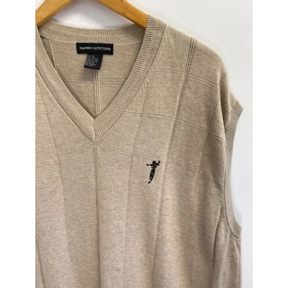 Men's Fairway Outfitters V-Neck Sweater Vest Size‎ XL Beige Black Golfer Logo - Picture 2 of 3